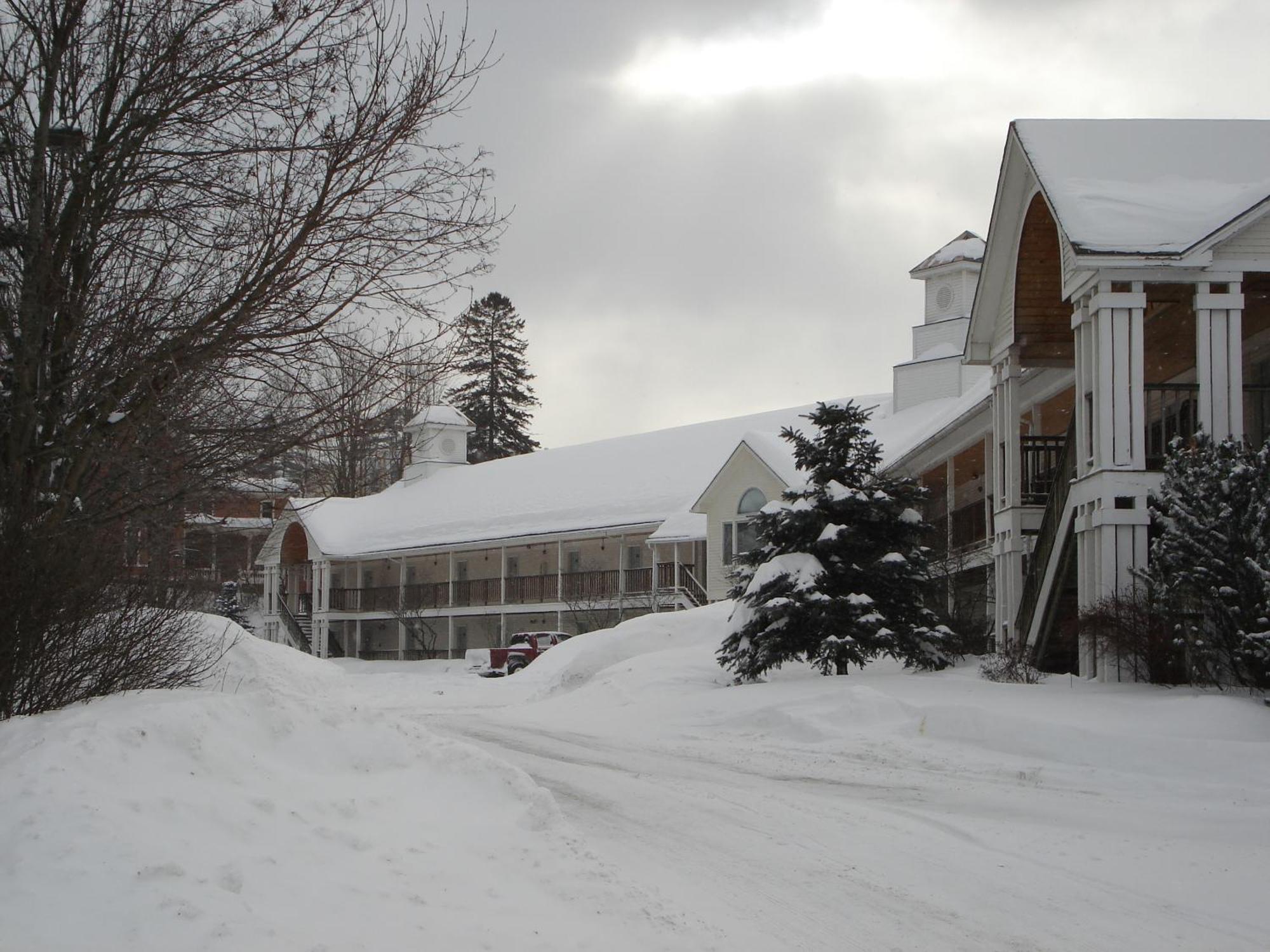 Fairbanks Inn เซนต์จอห์นสแบรี ภายนอก รูปภาพ