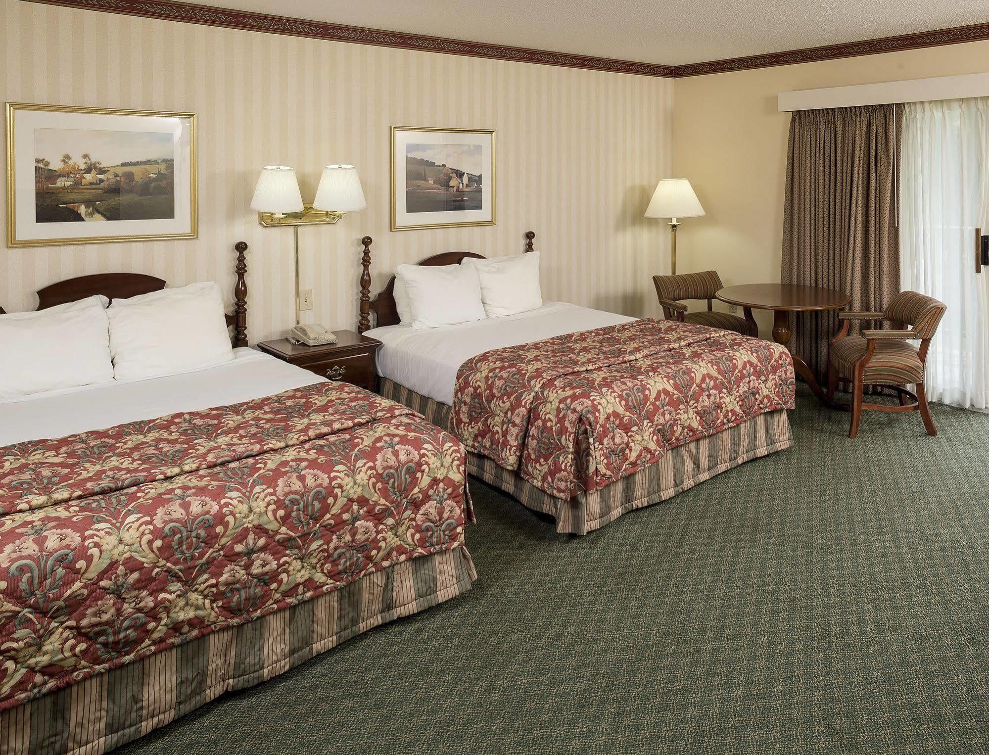 Fairbanks Inn เซนต์จอห์นสแบรี ภายนอก รูปภาพ